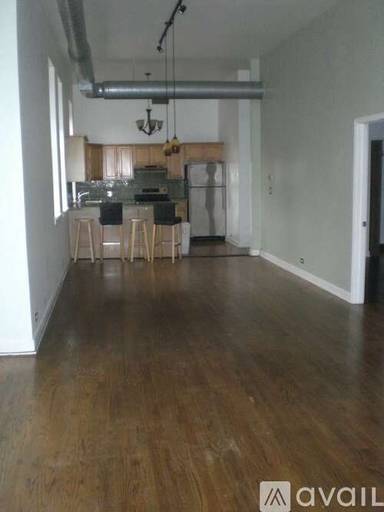 Main picture of 1514 N Milwaukee Ave