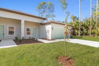 Main picture of 22 Pony Ln