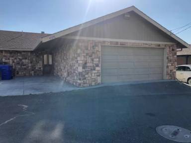 Main picture of 17373 Robey Dr