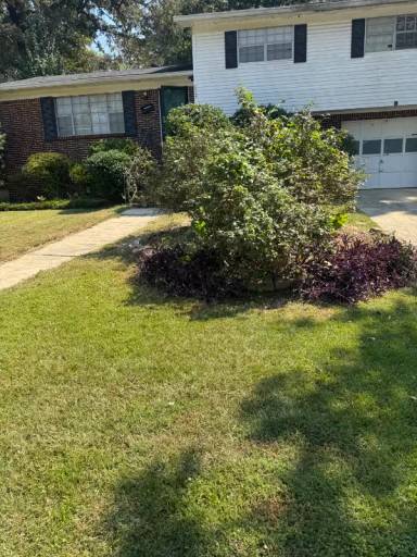 Main picture of 2425 Etowah St