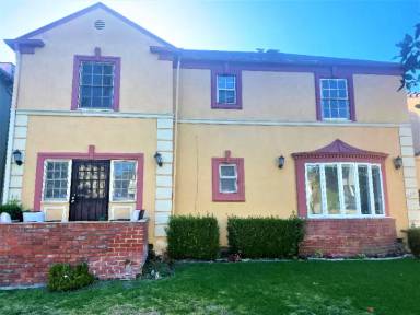 Main picture of 225 S Gale Dr
