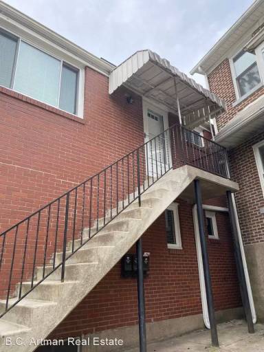 Main picture of 10 Pointview Rd