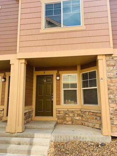 Main picture of 5733 S Addison Ct