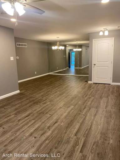 Main picture of 10371 Forest Brook Ln