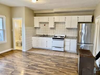 Main picture of 188 Nashua St