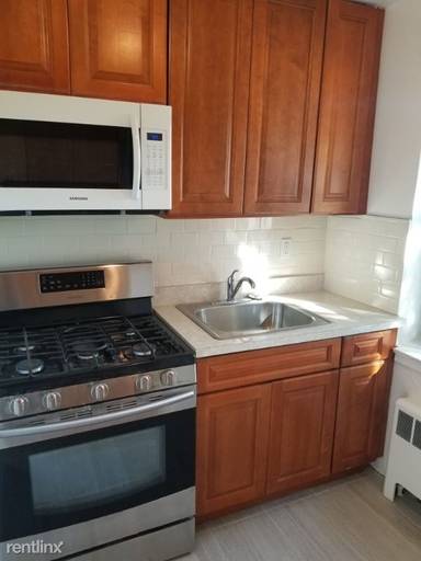 Main picture of 43 Bronxville Rd