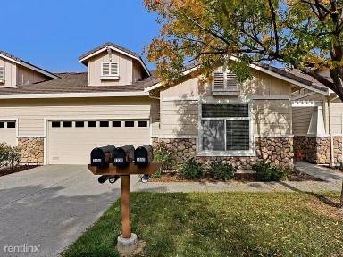 Main picture of 2033 Folle Blanche Dr