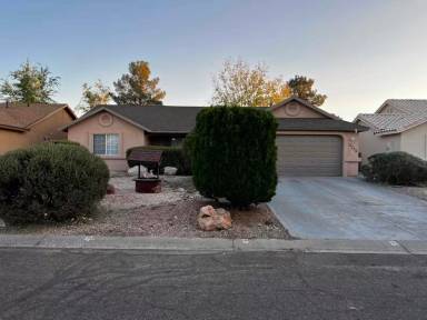 Main picture of 3756 E Packard Ave