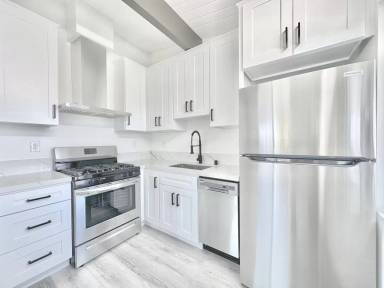 Main picture of 820 Coronado Ter