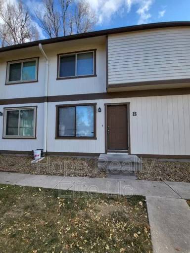 Main picture of 741 Alexander Rd