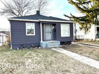 Main picture of 20139 Pinehurst St