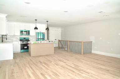 Main picture of 719 N 8th St