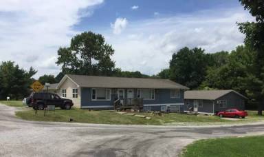 Main picture of 203 W Jackson - Apt. 12