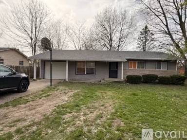 Main picture of 2256 N Pasadena St