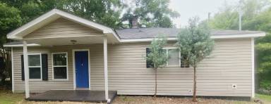Main picture of 1500 W Walnut Ave