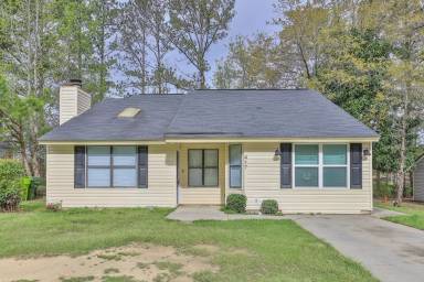 Main picture of 417 Greenlake Dr
