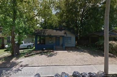 Main picture of 210 E 4th St