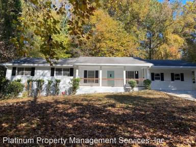 Main picture of 252 Harmony Grove Rd