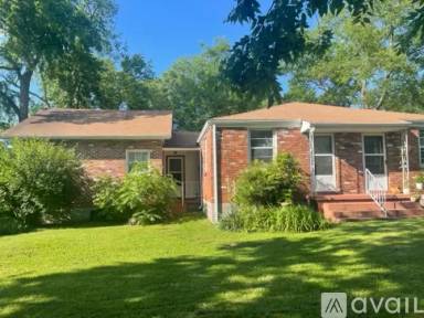 Main picture of 400 Acklen Park Dr