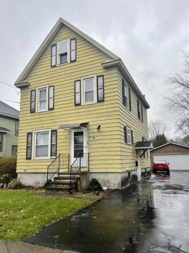 Main picture of 5 Floral Ave
