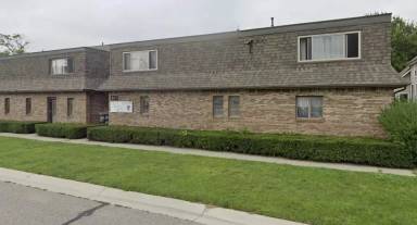 Main picture of 805 Superior St