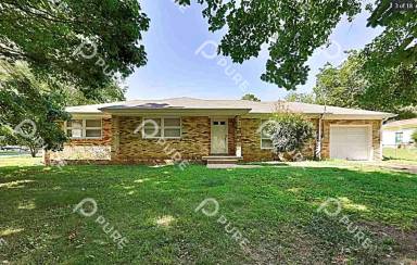 Main picture of 2605 Gibson St NW