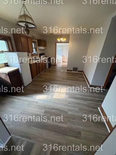 Main picture of 127 Fairview Ave