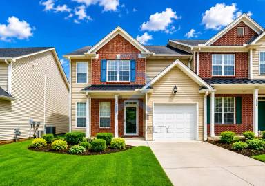 Main picture of 2552 Avery Park Cir