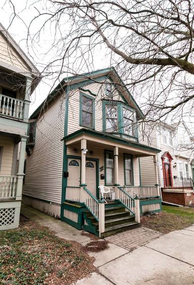 Main picture of 1337 Bagley St