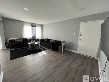 Main picture of 2910 Kings Chapel Rd