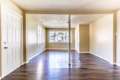 Main picture of 1020 Boston St