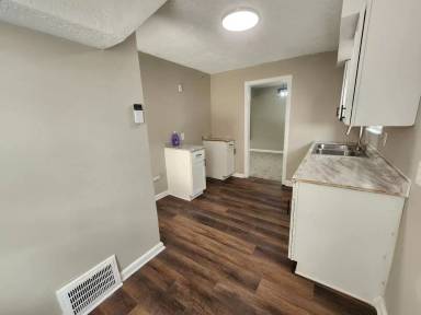 Main picture of 16401 Judson Dr
