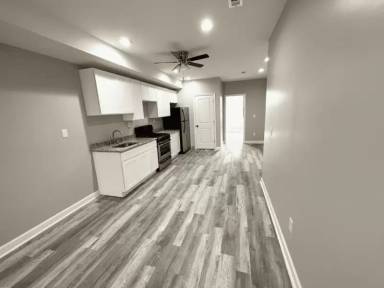 Main picture of 200 E 22nd St