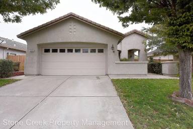 Main picture of 3220 Balada Way