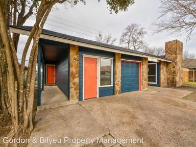 Main picture of 5500 Ponciana Dr