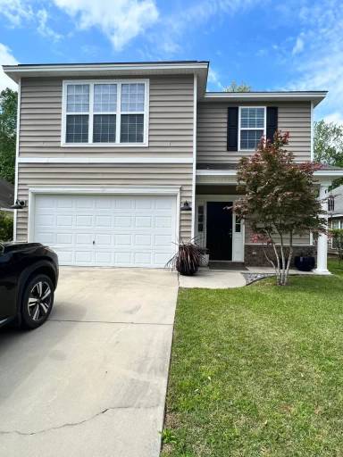 Main picture of 152 Peregrine Cir