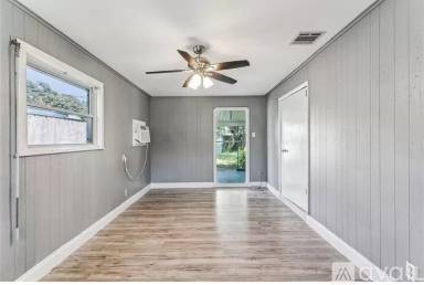 Main picture of 517 Fielding Ave