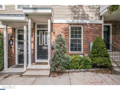 Main picture of 3107 W Thompson St