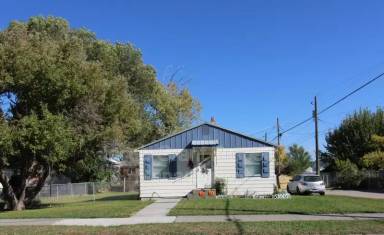 Main picture of 1849 S Higbee Ave