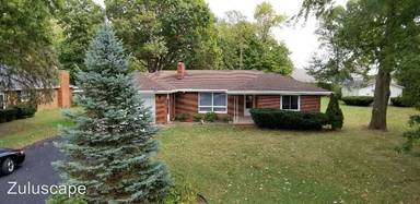 Main picture of 4904 S Edgewood Dr
