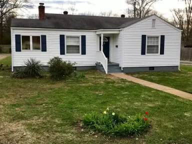 Main picture of 412 Lewis Ave