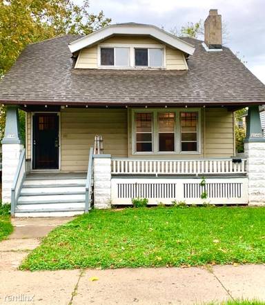 Main picture of 2144 N 49th St