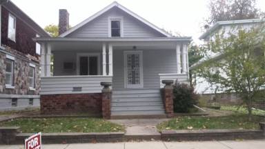 Main picture of 2142 N Linn St