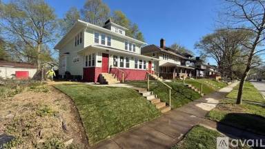 Main picture of 4073 N College Ave