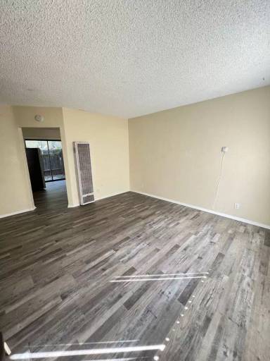 Main picture of 682 Lincoln Ave