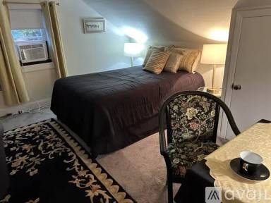 Main picture of 404 Church St