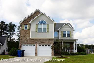 Main picture of 100 Kingswood Ct