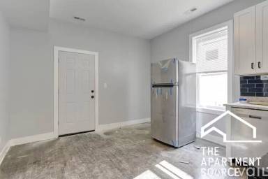 Main picture of 2935 N Lawndale Ave