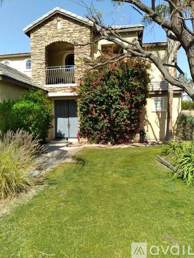 Main picture of 31420 Calle Cayuga