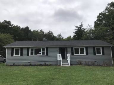 Main picture of 212 Capps Hill Mine Rd